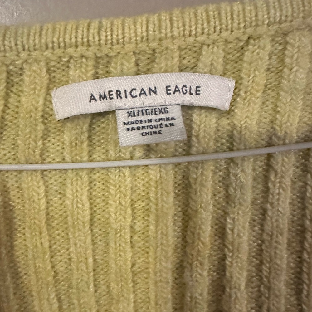 American Eagle Ribbed Light Green Cropped Button Cardigan Size XL - Picture 2 of 3
